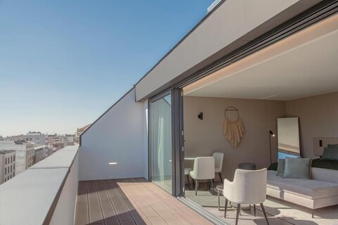 오미드 살다냐 호텔