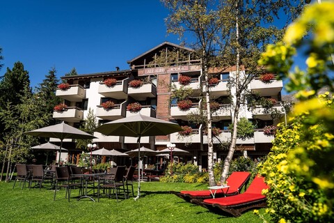 호텔 알랄린 사스페