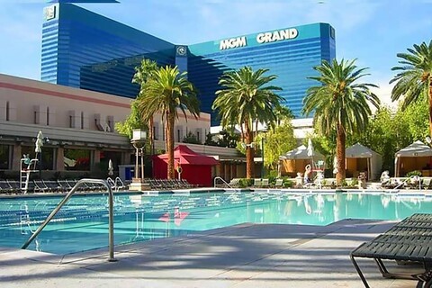 시그니처 어포더블 럭셔리