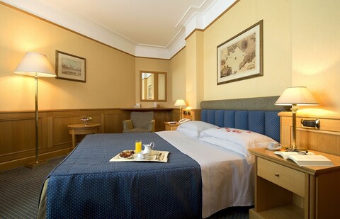 그랜드 호텔 바로네 디 사쓰