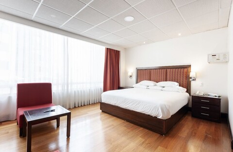 스위트 멜초르 오캄포