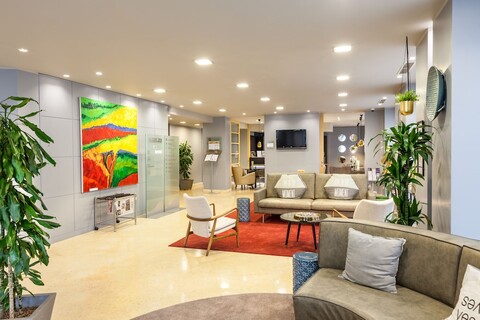 홀리데이 인 밀란 - 가리발디 역 바이 IHG