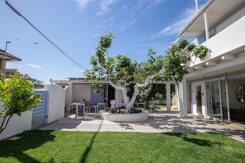 인톨노 알 피코 호텔