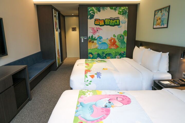 room detail thumbnail 0
