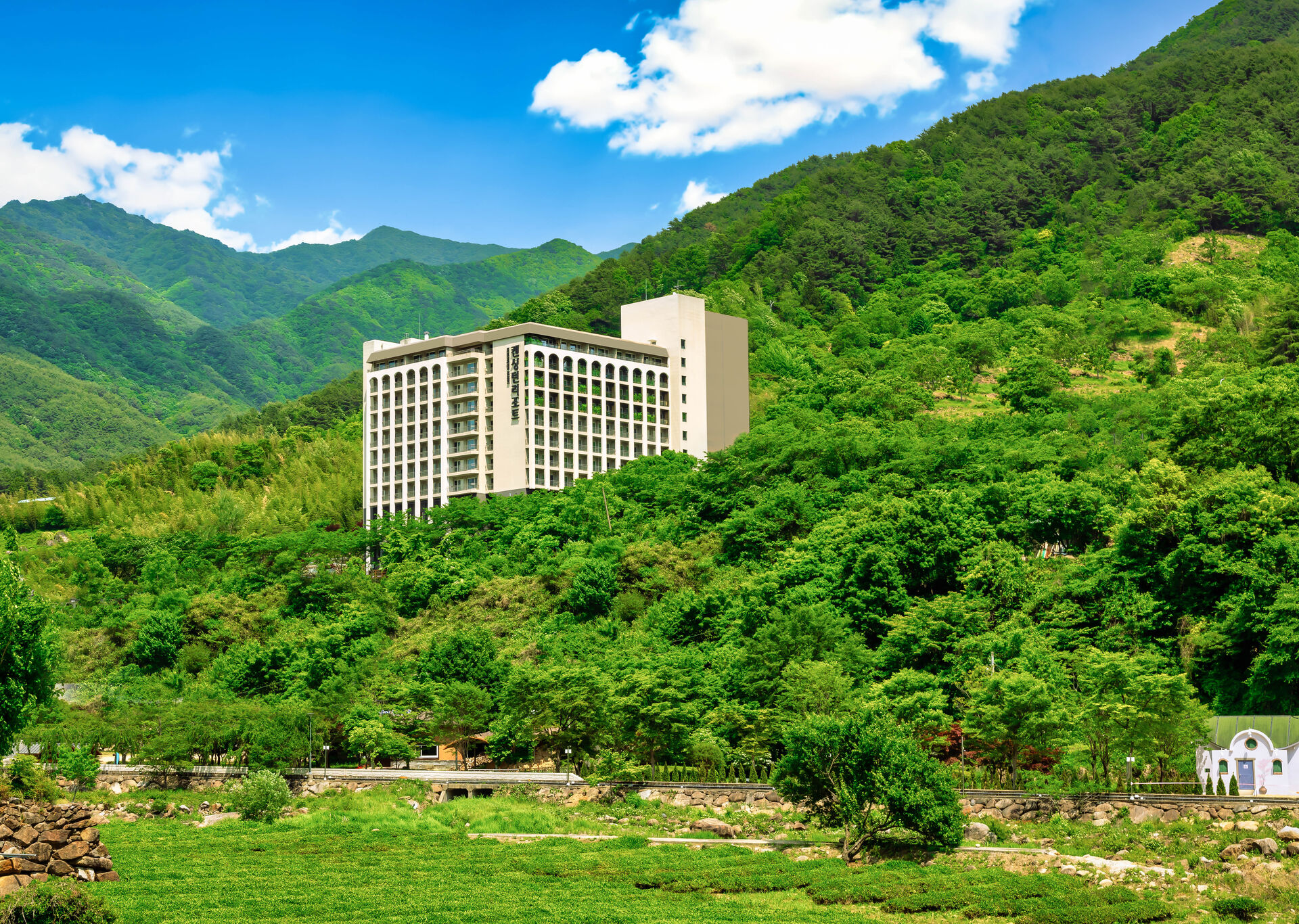 켄싱턴리조트 지리산하동 외관