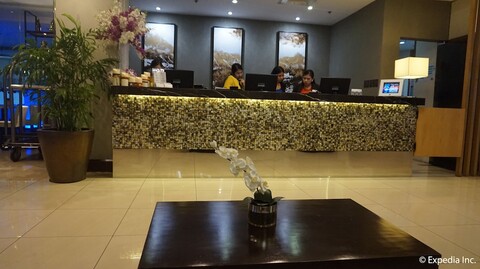 에이스 호텔 & 스위트