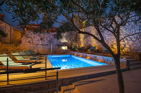 칼리포니아 아파트먼트 II