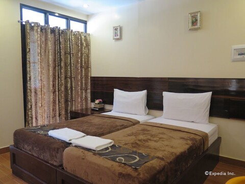 로빅스 투어리스트 호텔