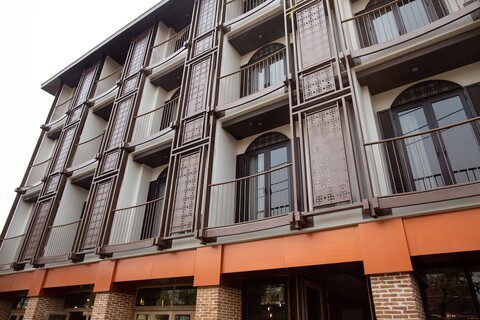 사나에 올드타운 호텔