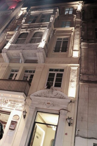 탁심 바이 리치 호텔