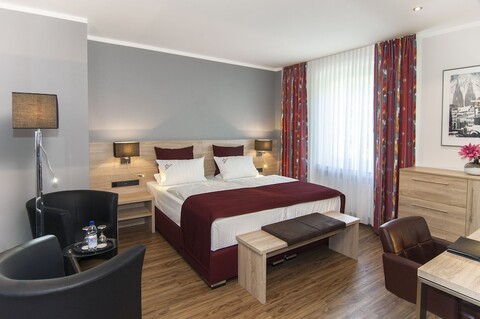 호텔 안 더 필하모니