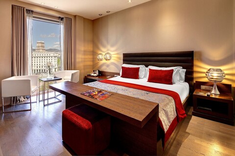 올리비아 플라사 호텔