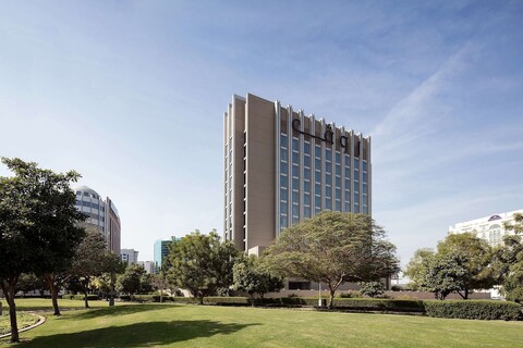 로브 시티 센터, 데이라