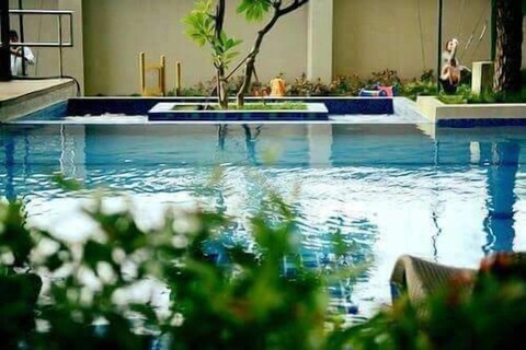 호라이즌 101 스튜디오 유닛 바이 펠리시티 베드싯