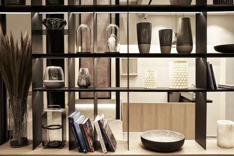 어반 프레임 플라카