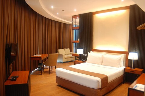 골든 피크 호텔 & 스위트 파워드 바이 코코텔