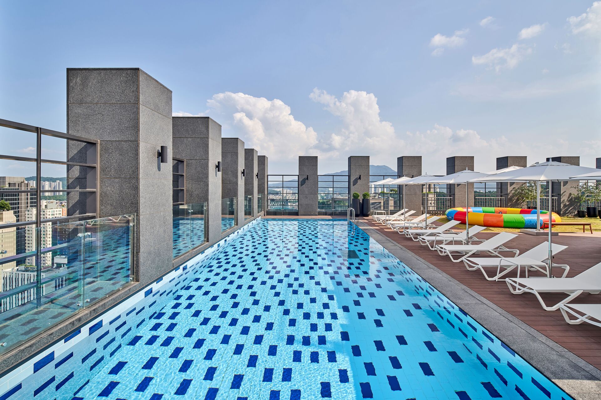 힐튼 가든 인 서울 강남 / Hilton Garden Inn Seoul Gangnam 수영장