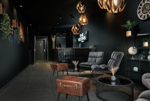 더 룸즈 - 호텔 & 하우스