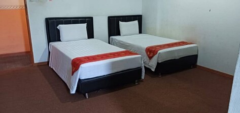 OYO 90785 Pandan Hotel