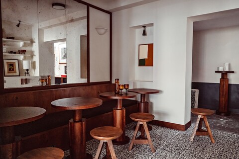 오텔 데 자카데미 에 데 자르