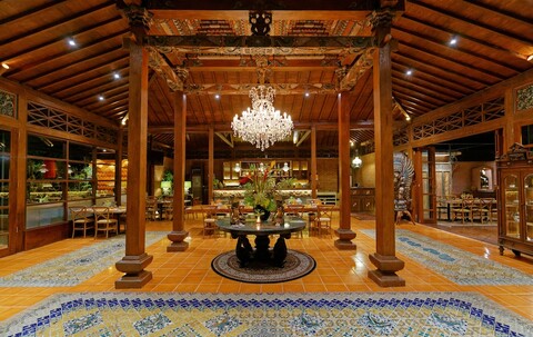 플라타란의 빌라 창구