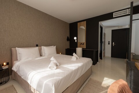 더 파운틴 아테네