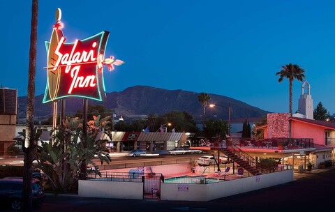 사파리 인 버뱅크/유니버설, 코스트 호텔