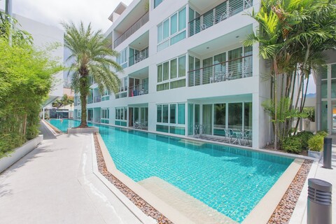 팜스 카말라 비치