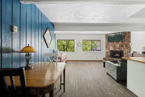 소칼 휴가 - 빌리지 인