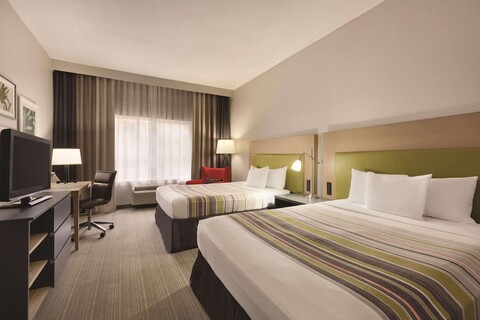 컨트리 인 & 스위트 바이 래디슨, 프레즈노 노스, 일리노이