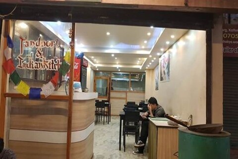 타멜 트레커스 호텔