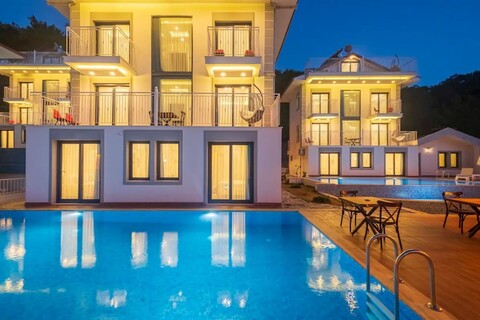 모나스테리 스위트 호텔