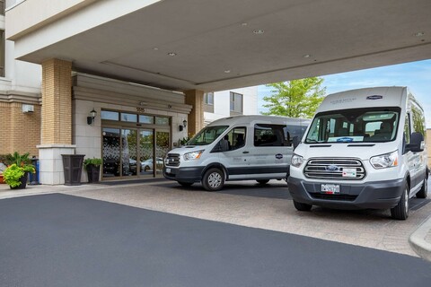 햄튼 인 바이 힐튼 토론토 에어포트 코퍼레이트 센터