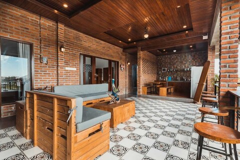 빅 브라더 베라와 비치