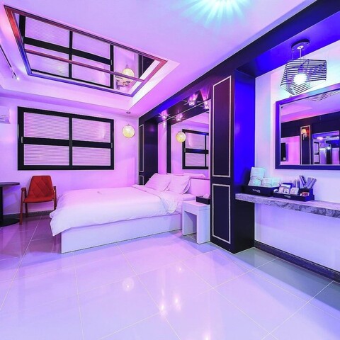 람보 드라이브인