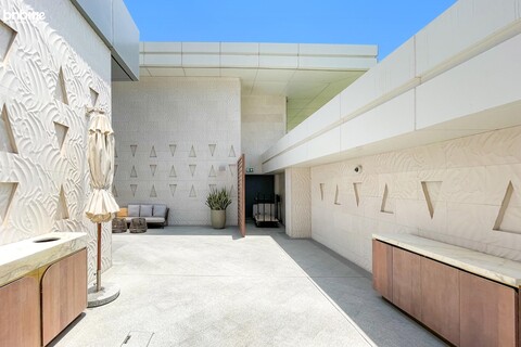 bnbme | The Palm Tower | STUDIO = bnbme | 더 팜 타워 | 스튜디오