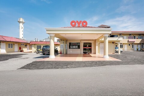 OYO 44094 Bangi Lanai 호텔
