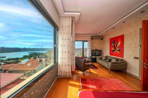 오페라 스위트 오칸리