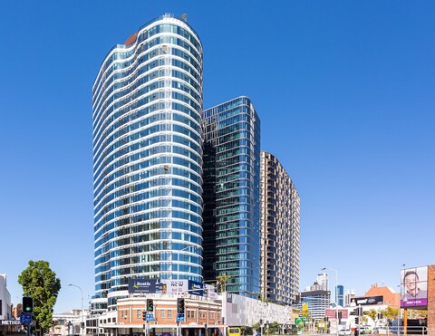 FV 바이 서레인 레지던시스