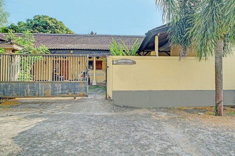 OYO Life 92954 샨티 코스트