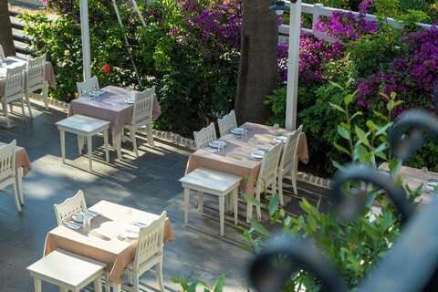 씨 브리즈 호텔 & 아파트먼트