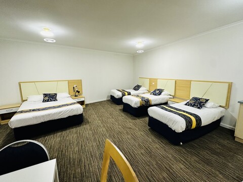 잭슨즈 모터 인