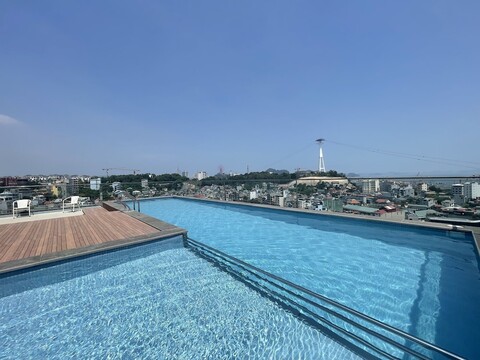 더 라이트 호텔