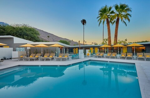 트윈팜스 리조트 - 게이 맨스 리조트