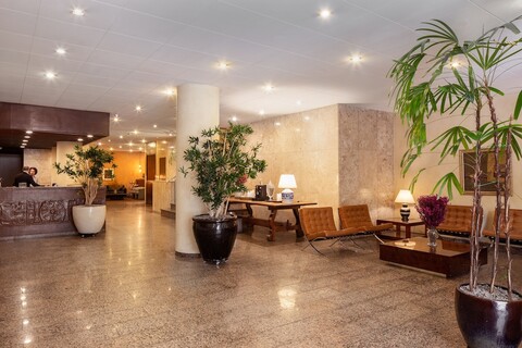 로자스 올 스위트 호텔