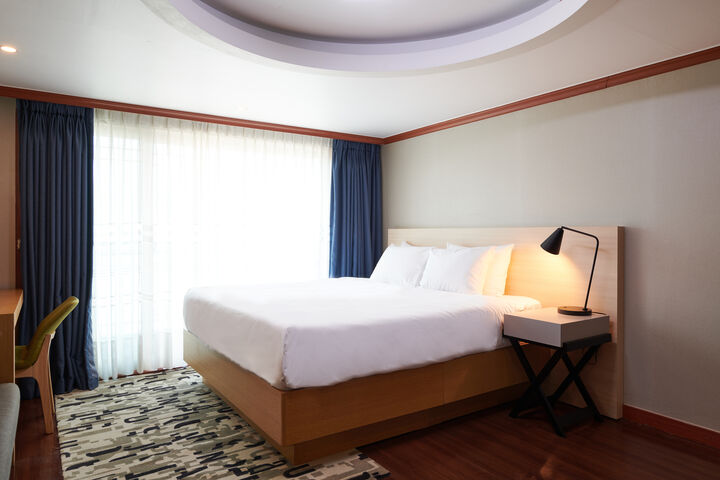 room detail thumbnail 0