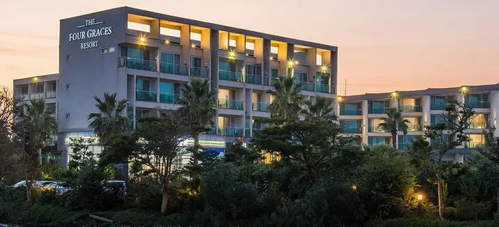 The Four Graces Resort