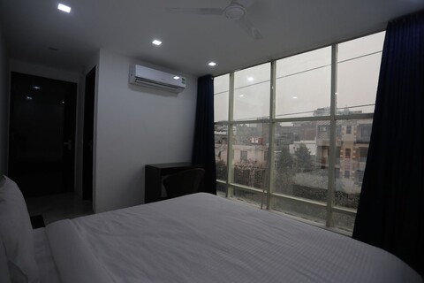 호텔 라소 인 투그르카바드