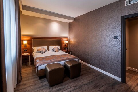 스마트 호텔 홀리데이