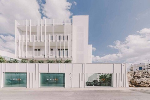 스위트 10 - 홈, 디자인 & 스파